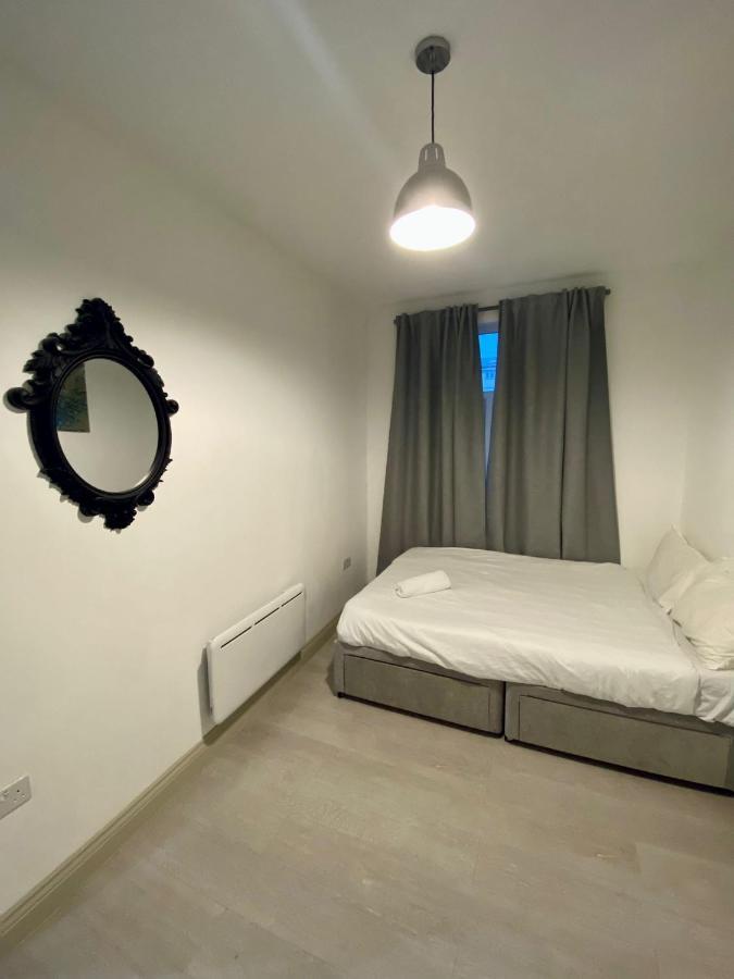 424 Edgwar Road Apartament Londra
