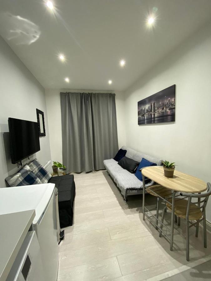 424 Edgwar Road Apartament Londra