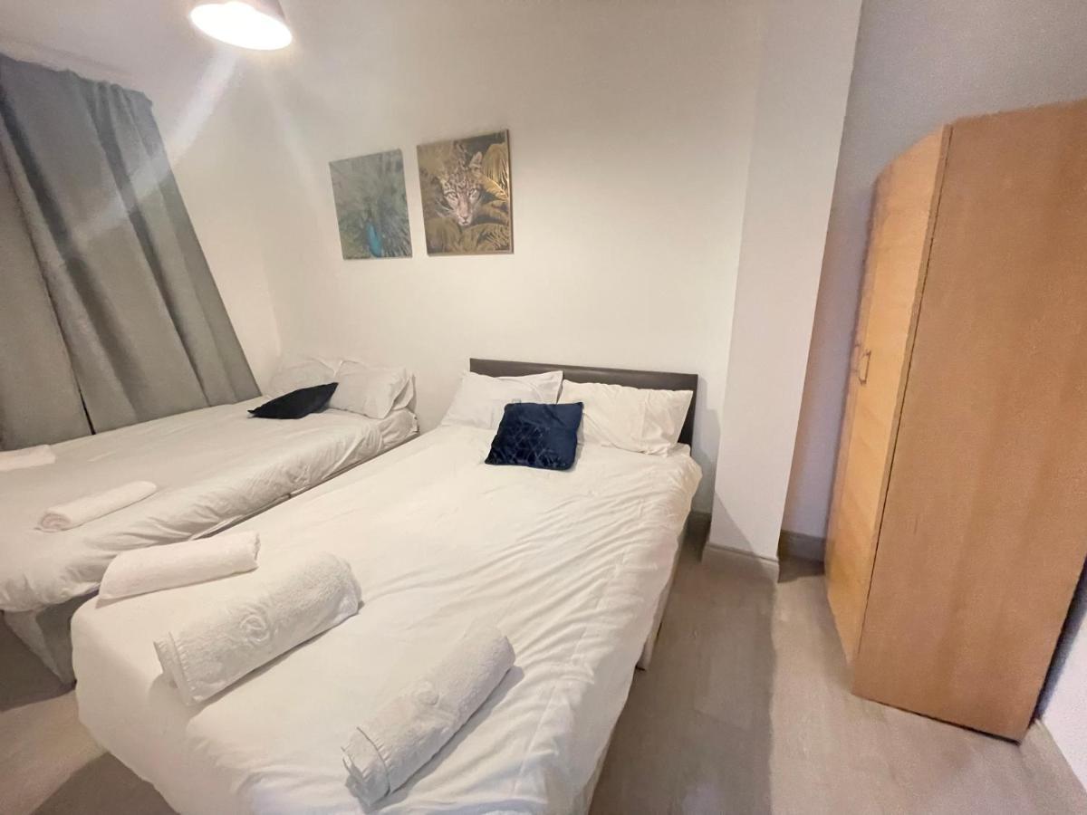 Apartament 424 Edgwar Road Londra